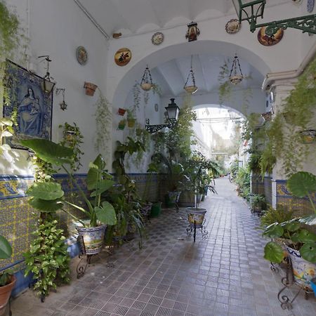 Castilla Triana Courtyard By Valcambre Seville Luaran gambar